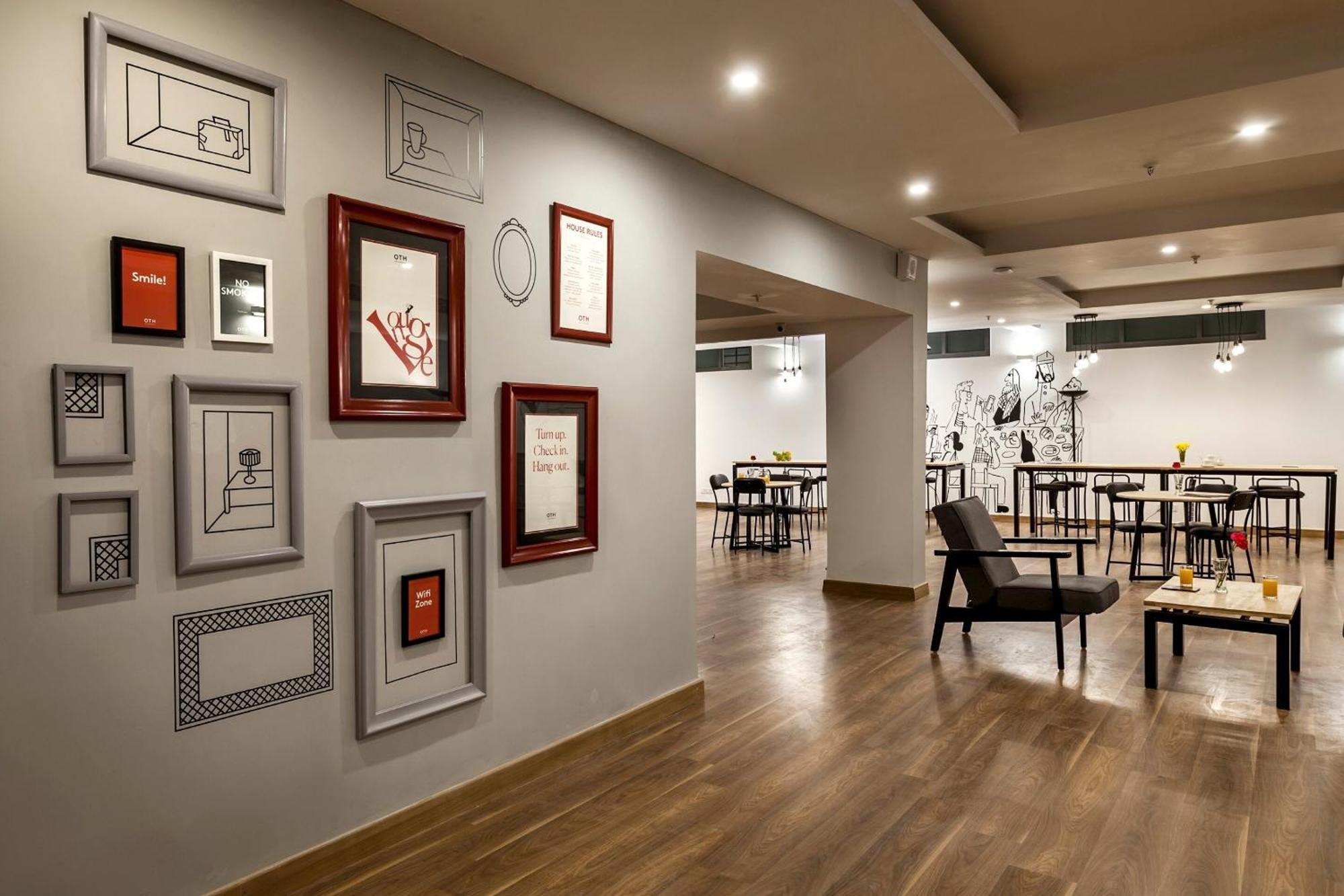 Super Townhouse Hotel Impact Chinhat Ngoại thất bức ảnh